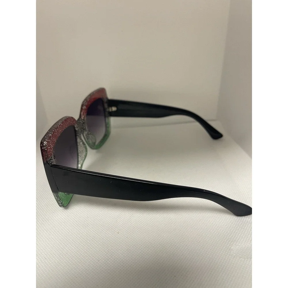 The Unbranded Brand oversize sunglasses